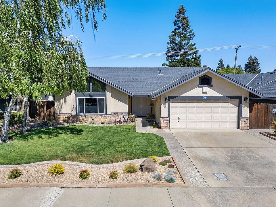 1st image of 3848 Semallon Dr