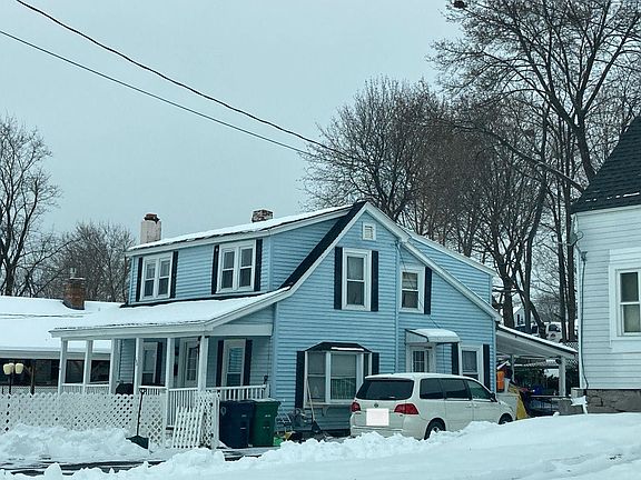 2nd image of 106 Burke St