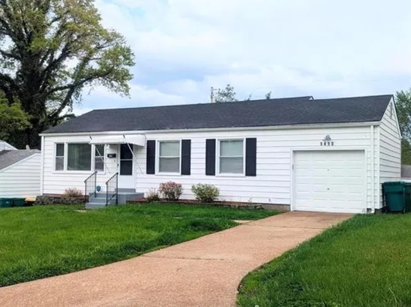 1410 Akron Dr, Saint Louis, MO 63137