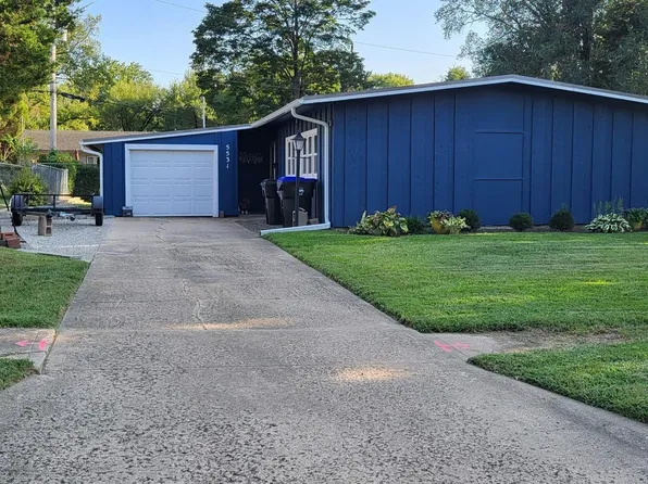 5531 SW 18th St, Topeka, KS 66604