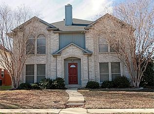 1722 Creekpoint Dr, Lewisville, TX 75067