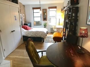 225 W 16th St APT 3D, New York, NY 10011