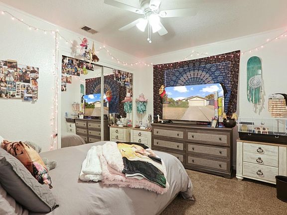 3rd image of 6046 Carolina Cir