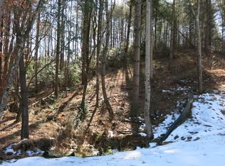 3226 Peninsula Pointe Dr NW, Valdese, NC 28690