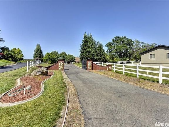 2nd image of 3592 Rocky Hill Ct
