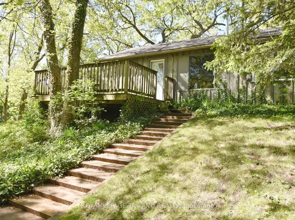 10111 Herbert St, Lambton Shores, ON N0M 2L0