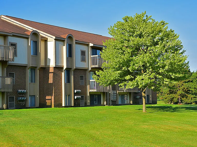 Perry Place Apartments — Photo 13