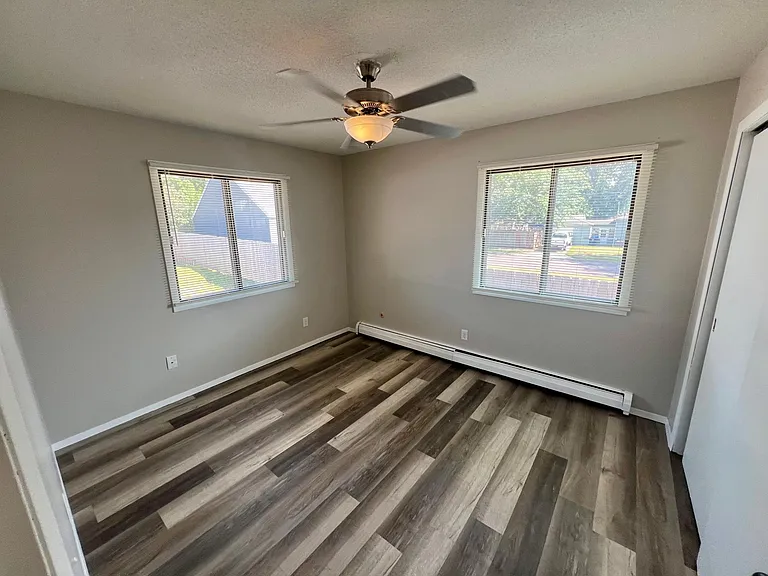 440 S Western Ave #7 — Photo 8