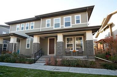 1st image of 3322 Valentia St