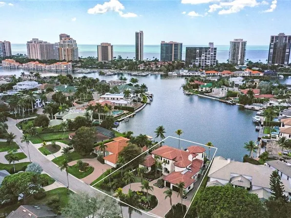 361 Pirates Bight, NAPLES, FL 34103