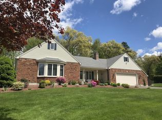 71 Parker Ln, Ludlow, MA 01056