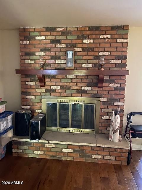 2nd image of 1015 W Greenway St