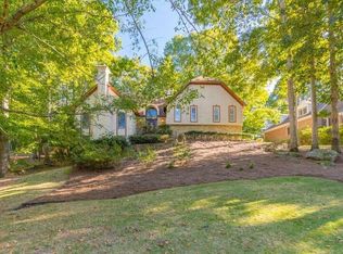 225 Wing Mill Rd, Sandy Springs, GA 30350