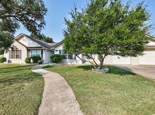 116 Cardiff St N, Kerrville, TX 78028