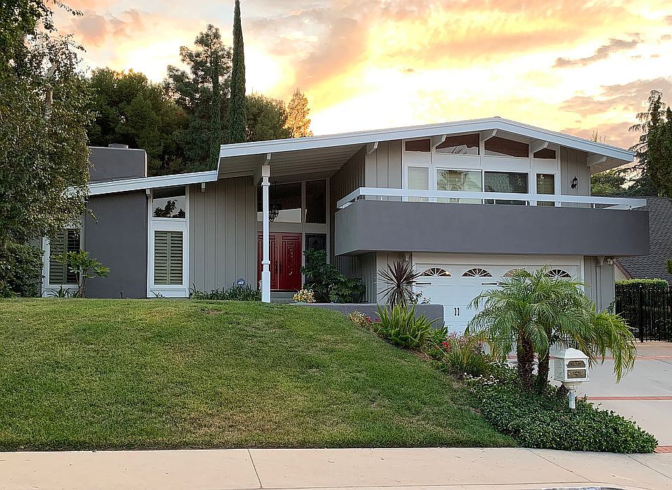 1st image of 4019 Ellenita Ave