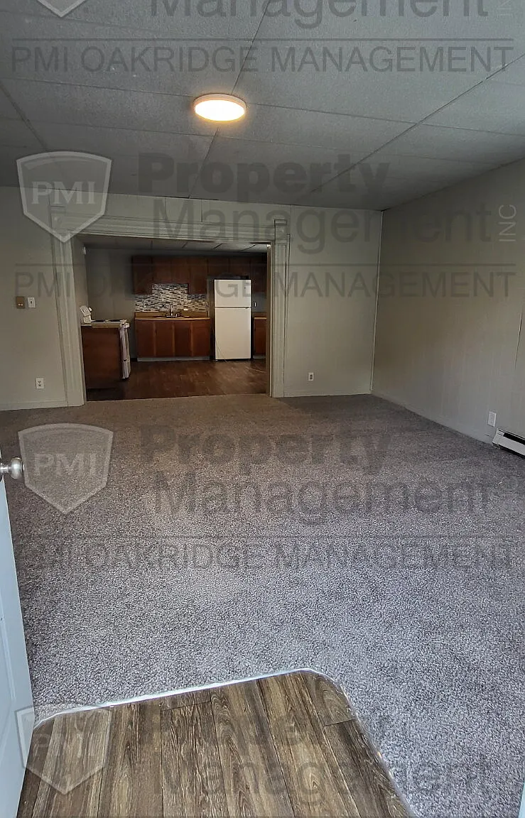 1 bed, 1.0 bath, $585 — Photo 3