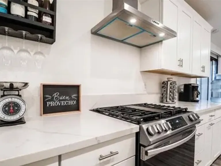 4824 Norway Ln — Photo 6