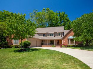 948 Woodsedge Ln, Westerville, OH