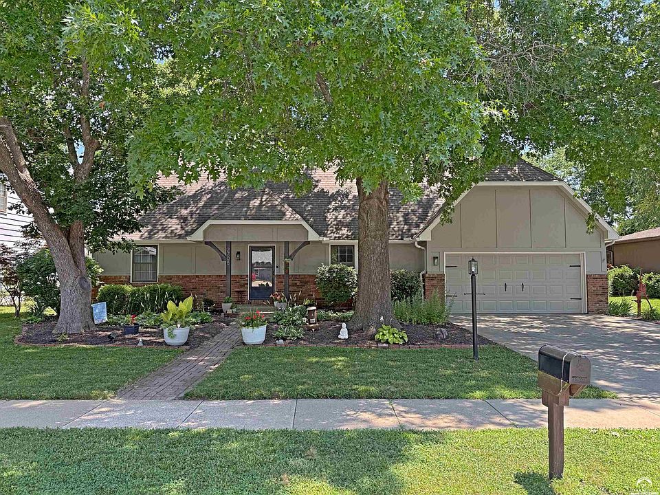 1st image of 2708 Lockridge Dr