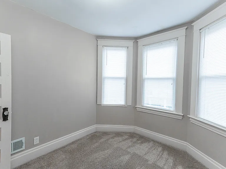 1609 Westfield St — Photo 31