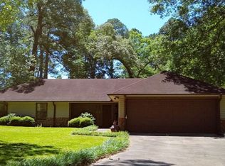 209 Spring Creek Dr, Pineville, LA 71360