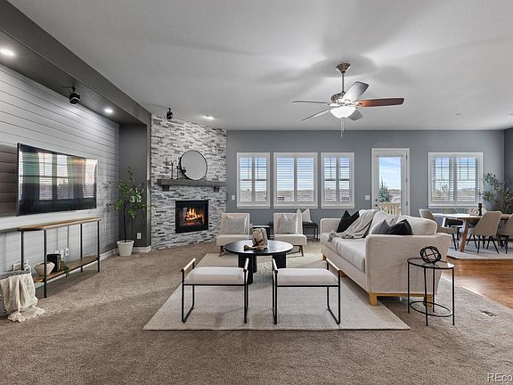 3rd image of 8275 S Country Club Parkway