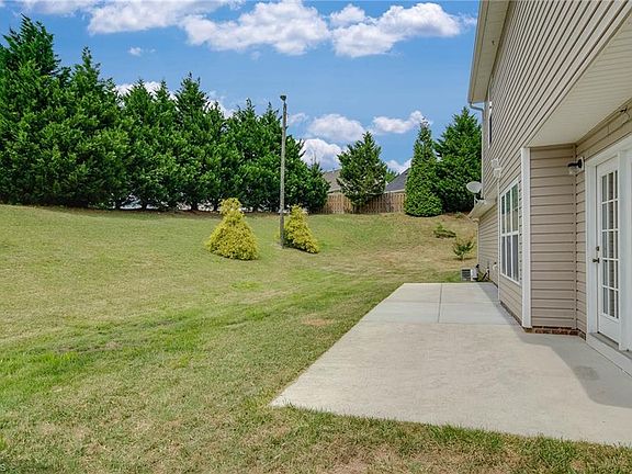 4th image of 1903 Wheatfield Ct