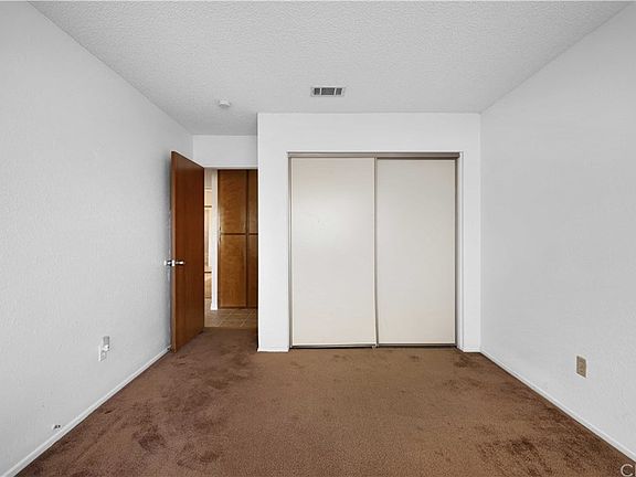 4th image of 15854 Greenrock Ave