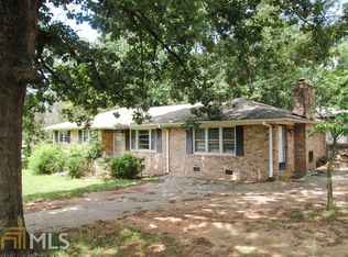 145 Kelsey Dr, Hartwell, GA 30643