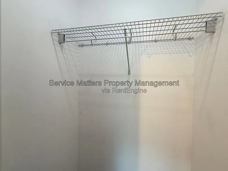 5553 Riviera Dr — Photo 25