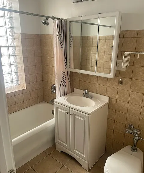 720A Hinman Ave #3N — Photo 3