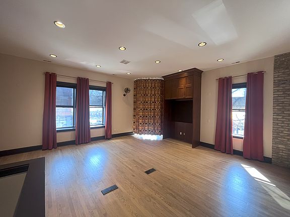 2nd image of 2324 W North Ave #2F