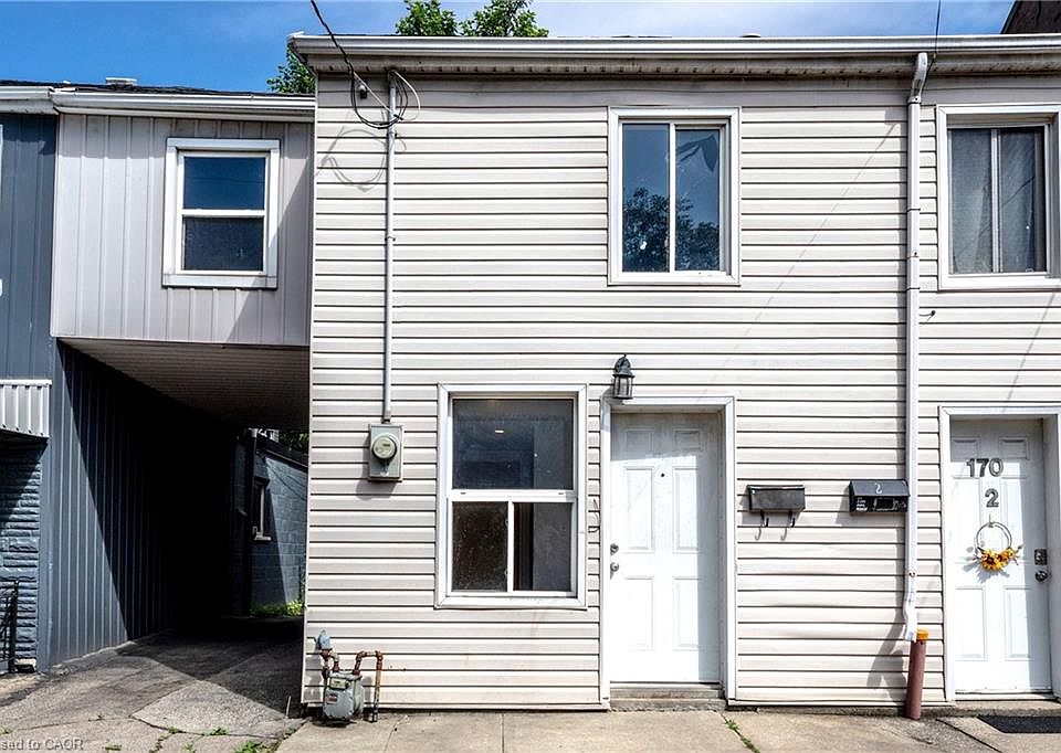 1st image of 170 1/2 Macnab St N