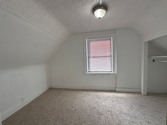 2nd image of 6059 Westwood St