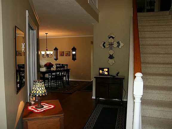 3rd image of 3418 Apple Orchard Dr