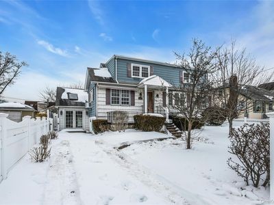 98 Moore Avenue, Oceanside, NY, 11572