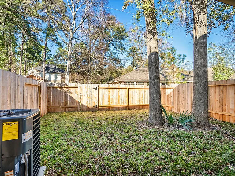 15524 Marina Dr — Photo 22