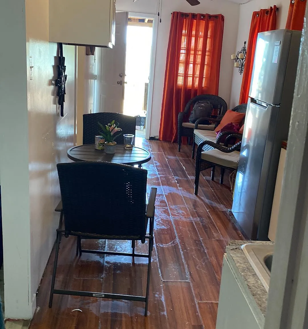 106 Calle B — Photo 4