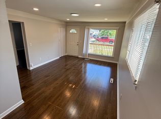 4994 Ziegler St, Dearborn Heights, MI 48125