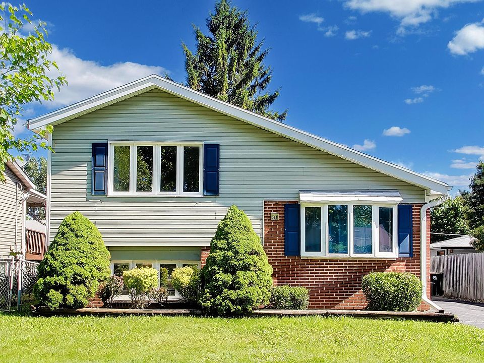 1st image of 524 Redwing Dr