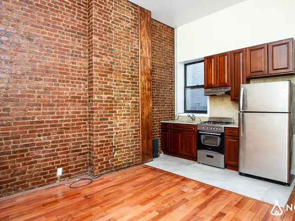 270 Irving Avenue image 23 of 23