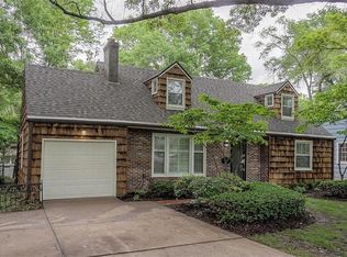 1274 W Gregory Blvd, Kansas City, MO 64113