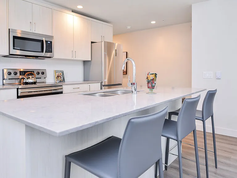 4398 W Saanich Rd #206 — Photo 26