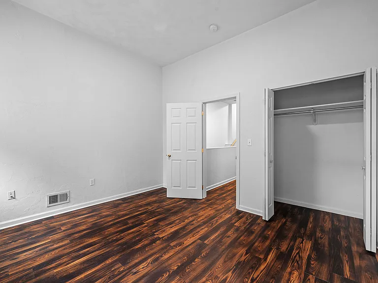 1304 Breed St — Photo 20