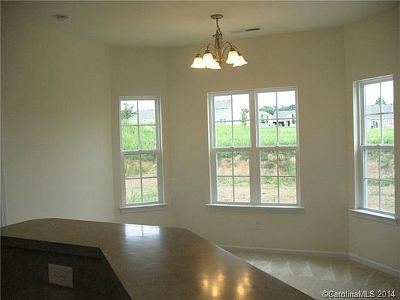 4th image of 123 Olivia Ln