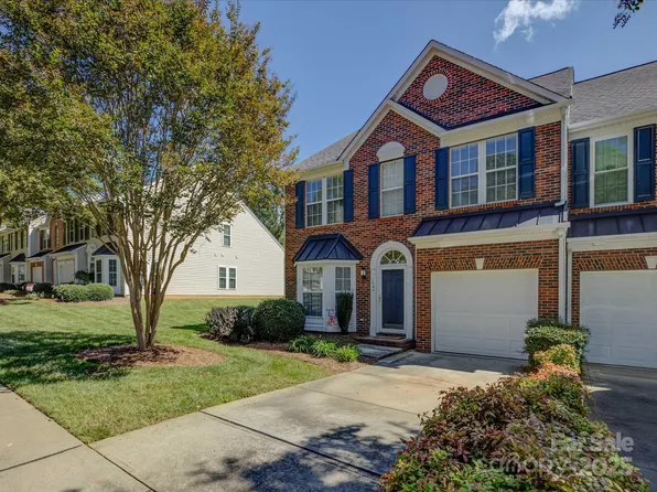 1640 Backcreek Ln, Gastonia, NC 28054