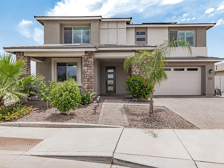 25713 S 226th Pl — Photo 1