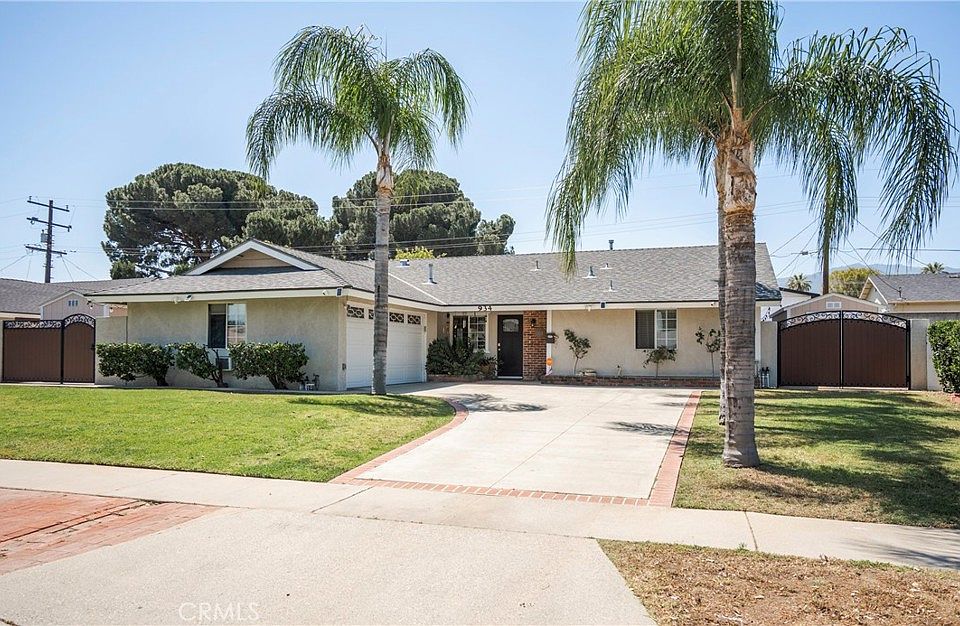 1st image of 934 Lorna St