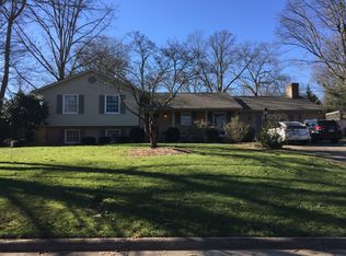 1017 15th Ave NW, Hickory, NC 28601