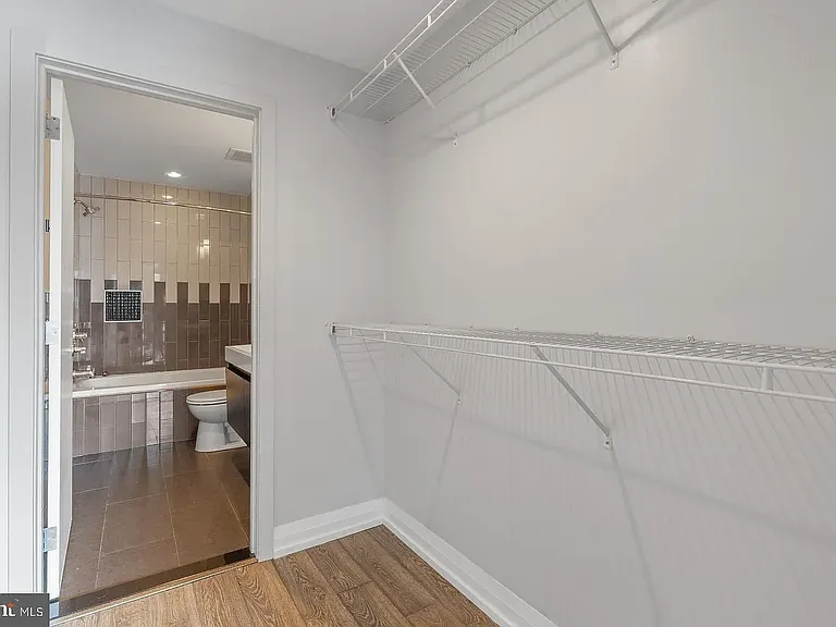 512 E Girard Ave #103 — Photo 20